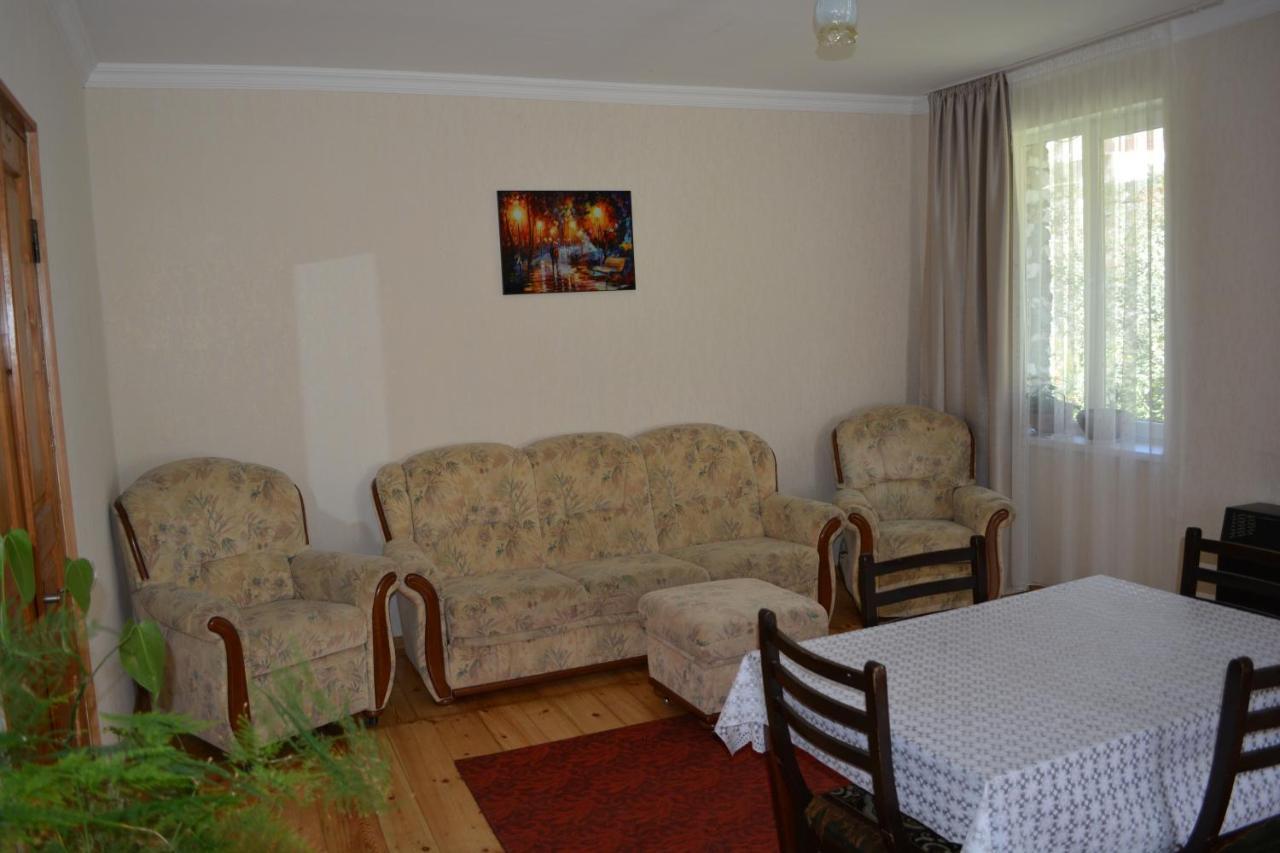 Ekaterine Guest House Kazbegi Kültér fotó