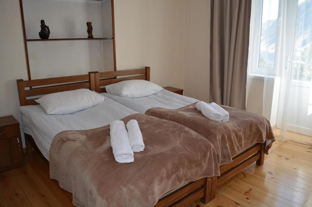 Ekaterine Guest House Kazbegi Kültér fotó
